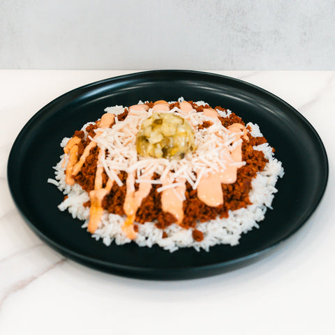 Tazón de hamburguesa con queso vegano.